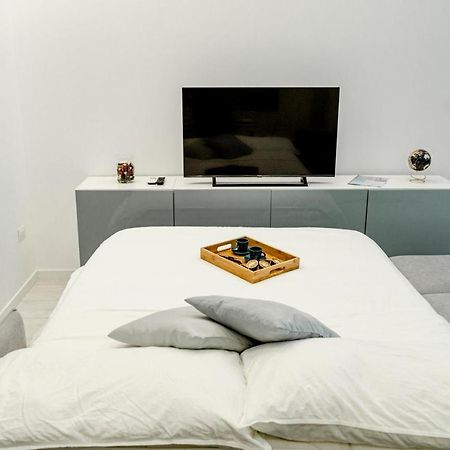 Spa & Relax Aesthetic Apartment 50M Dal Mare Монополі Екстер'єр фото