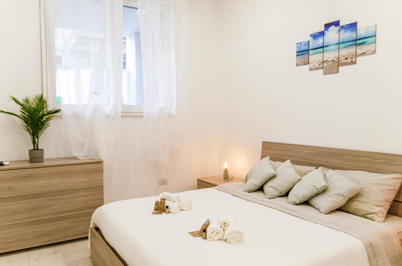 Spa & Relax Aesthetic Apartment 50M Dal Mare Монополі Екстер'єр фото