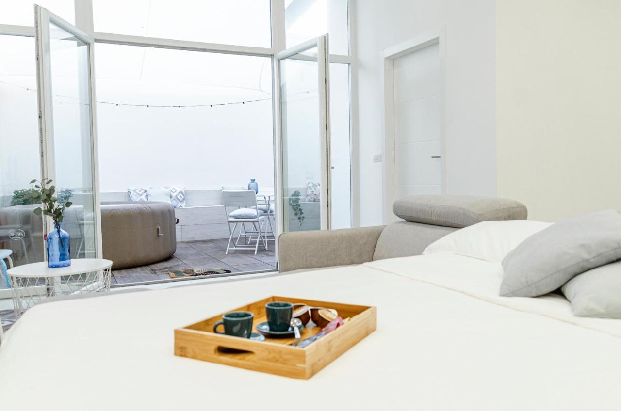 Spa & Relax Aesthetic Apartment 50M Dal Mare Монополі Екстер'єр фото