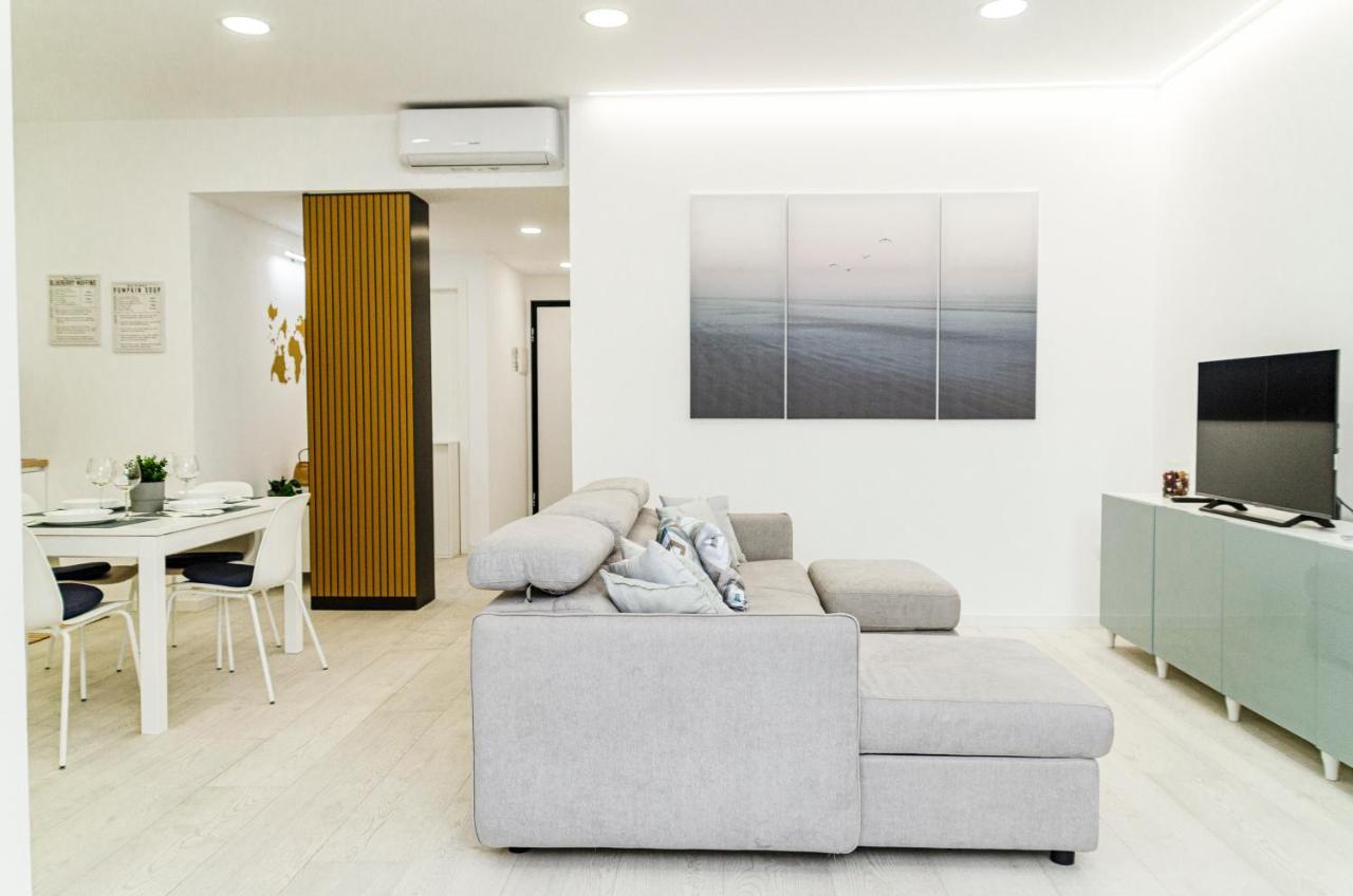 Spa & Relax Aesthetic Apartment 50M Dal Mare Монополі Екстер'єр фото